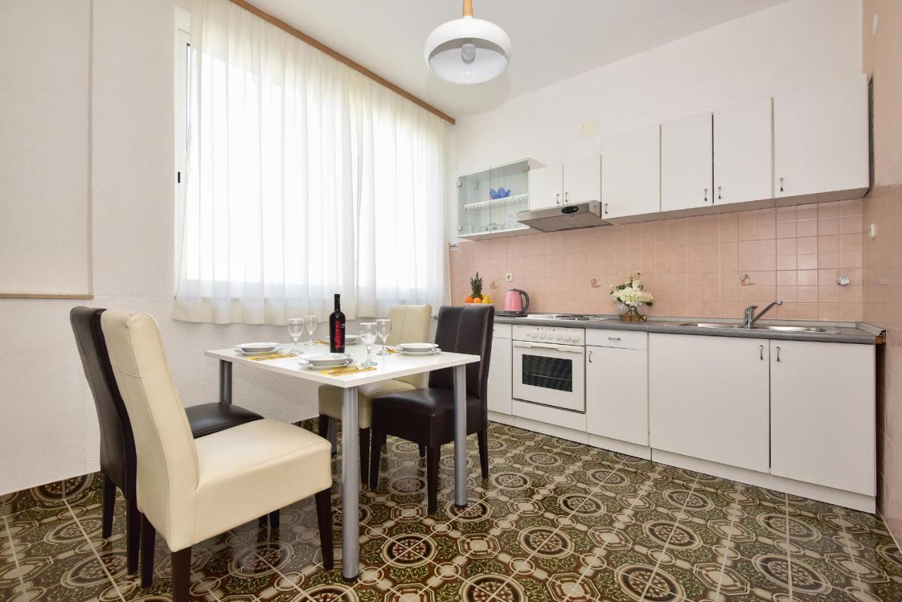 Apartments Makarska Gudelj Cvitan Eksteriør billede
