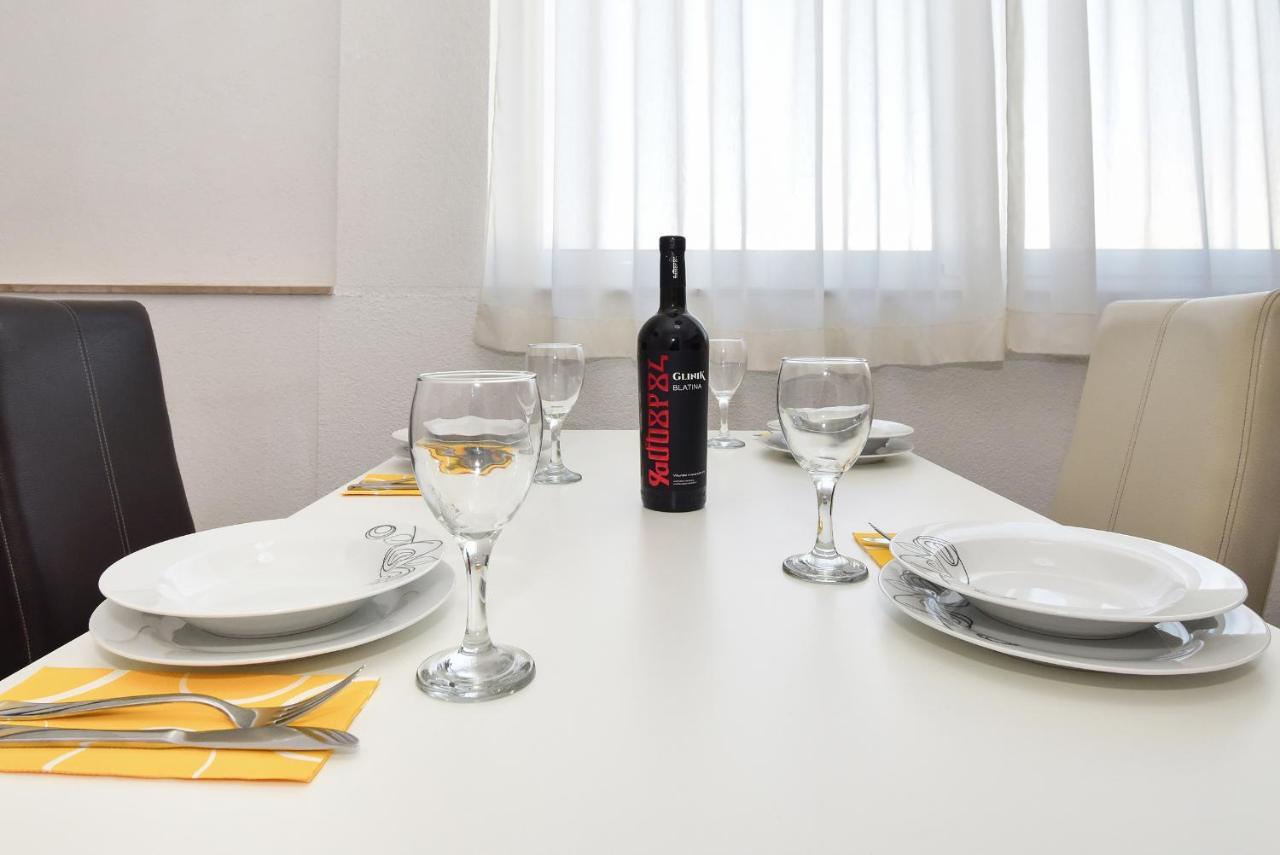 Apartments Makarska Gudelj Cvitan Eksteriør billede